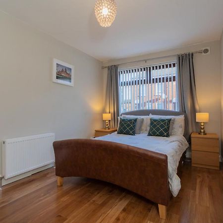 New Modern City Centre Apartment Belfast Esterno foto